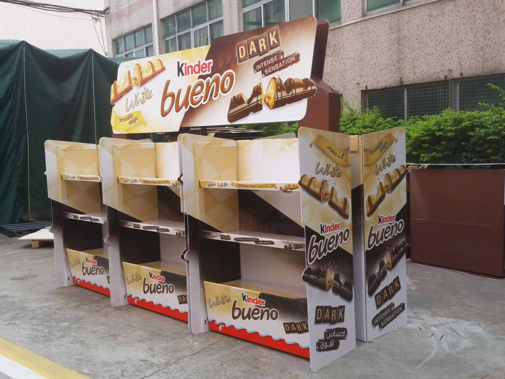 banner-cardboard-displays-candy-chocolate-displays